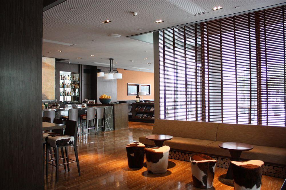 Caption By Hyatt Zhongshan Park Hotel 4*